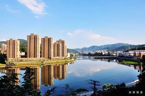 金寨江店最新房价动态，机遇与挑战中的自我成长勇气