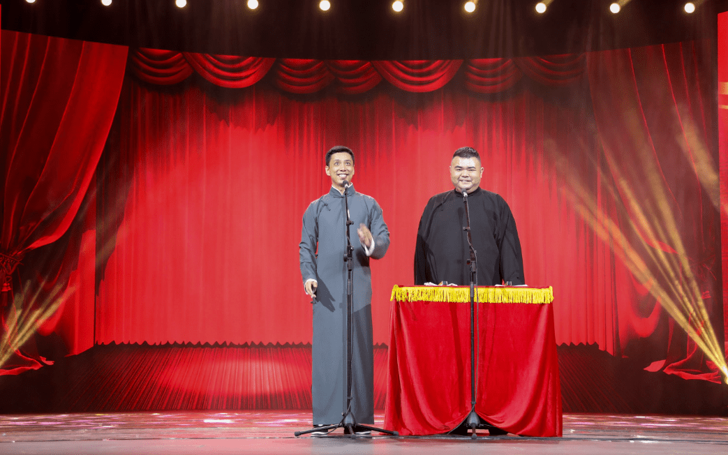 山东最新相声，小巷惊喜与独特环境魅力小店的传奇故事